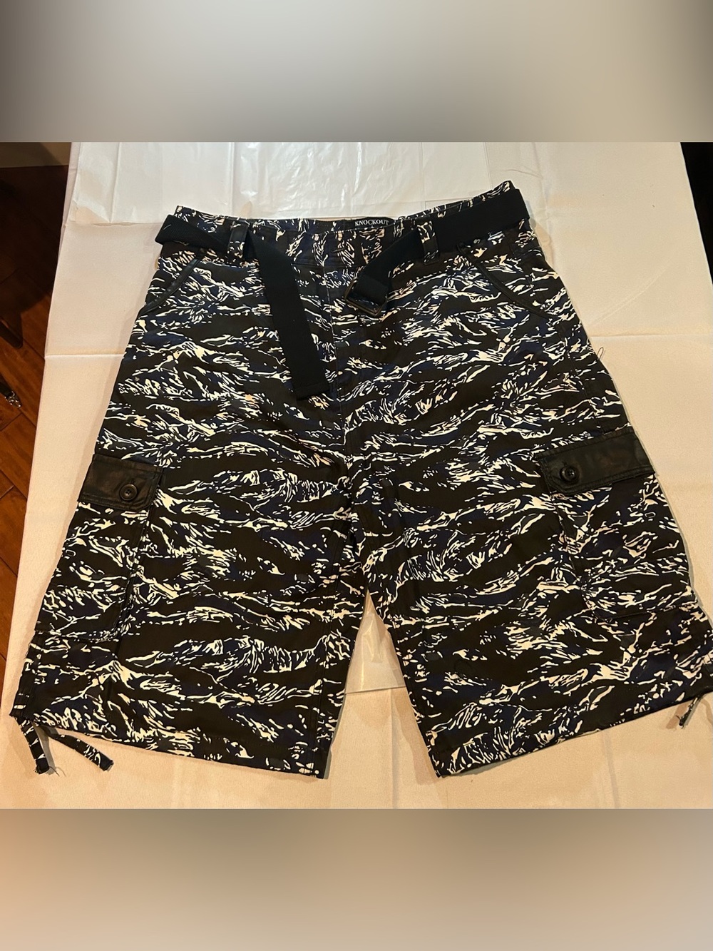NWOT Vintage Knockout Jean/ leather shorts 
Baggy 90's Hip-Hop Y2K Skater